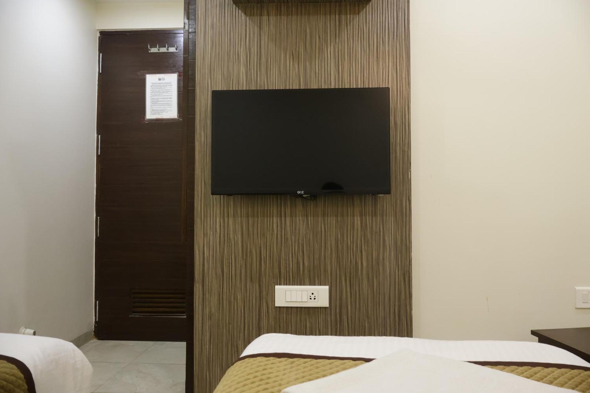 Hotel Kabir Ахмедабад Екстер'єр фото